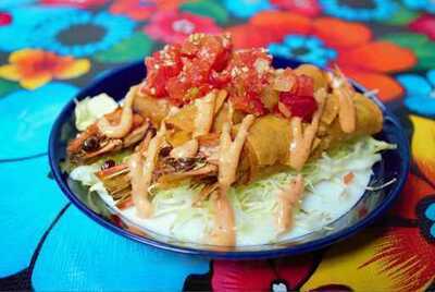 墨国回転鶏酒場　梅田茶屋町店