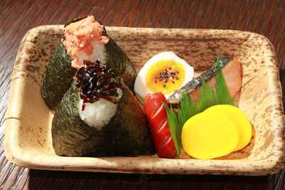 おむすび専門店おむころ本店