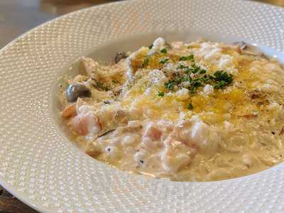 ピッツェリアウノカンフォーラ