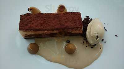 うおまん ダイニング