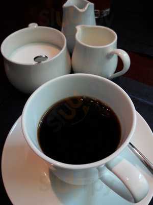 うおまん ダイニング