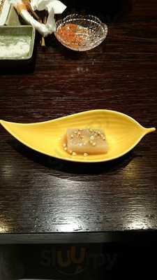 炭火焼割烹 Yoshi家