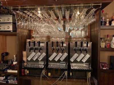 ビアダイニング ザ グリフォン 