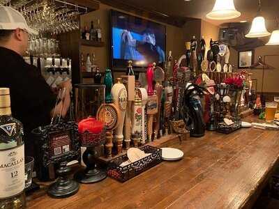 ビアダイニング ザ グリフォン 