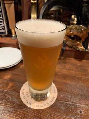 ビアダイニング ザ グリフォン 