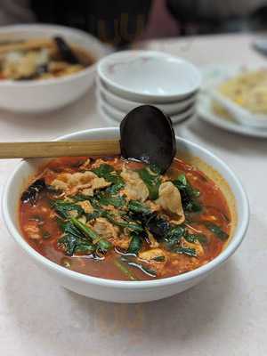 ちょもらんま酒場 西荻窪店