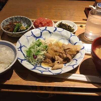 博多ふくいち 飯野ビル店