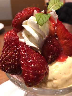 シナグロ Organic Salad＆cafe 丸の内