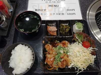 焼肉うのうはなれ