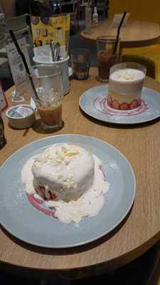 Flipper’s 梅田エスト店