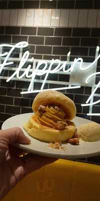 Flipper’s 梅田エスト店