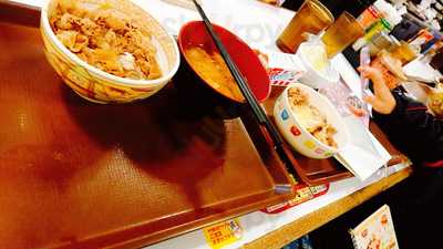 なか卯代々木上原