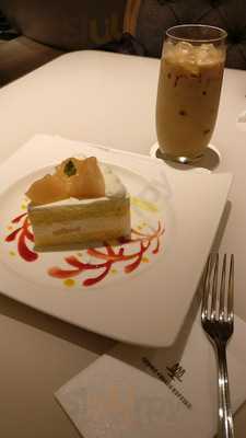 デメル新宿高島屋店