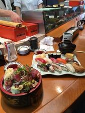 三是 市場仲間 新宿店