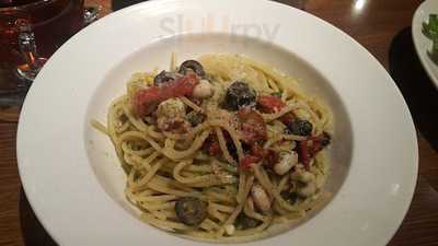 丸の内カフェ イーズ