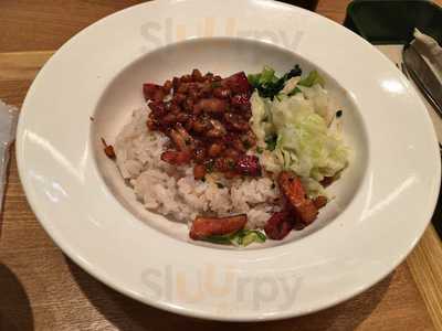 丸の内カフェ イーズ