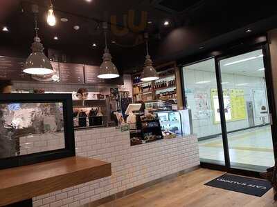 カフェカルディーノ＋wine 溜池山王メトロピア店