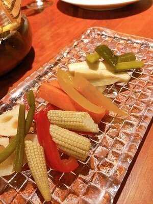 お肉のワイン酒場 よよ木バル 神田