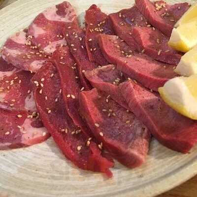 炭火焼肉ホルモン 三四郎 西荻窪店