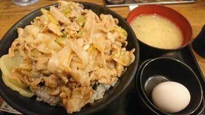 伝説のすた丼屋 渋谷店