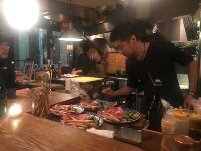 オステリアウララ