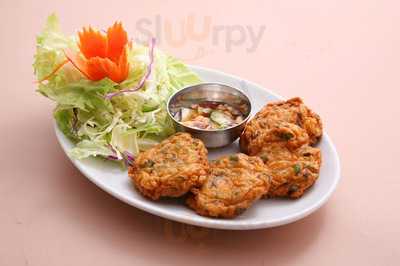 アジアンダイニングバーsapanaパレスサイド店