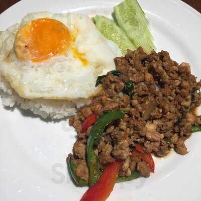 アジアンダイニングバーsapanaパレスサイド店