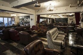 スパニッシュ ラウンジ パラドール