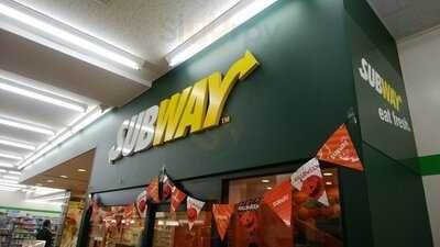 サブウェイ 御茶ノ水駅前ファミリーマート店