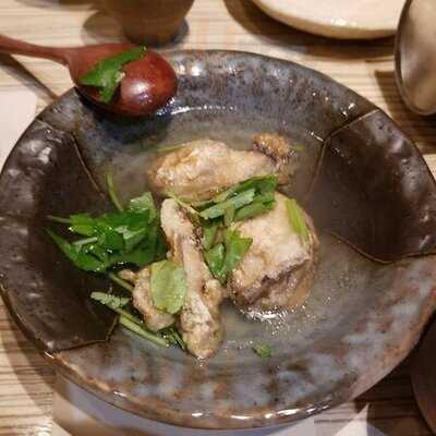 すりみや 神田淡路町店