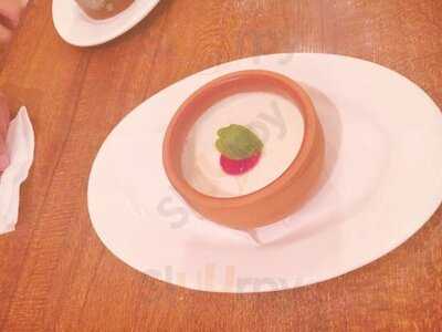 炭火料理と国産ワイン 神田岩本町style