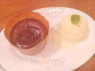 炭火料理と国産ワイン 神田岩本町style