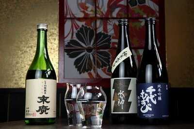 日本酒と創作懐石　ちょこっと