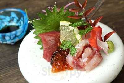 日本酒と創作懐石　ちょこっと