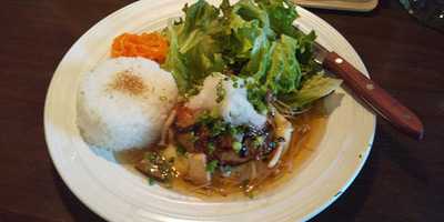 Attic Room 靖國外苑