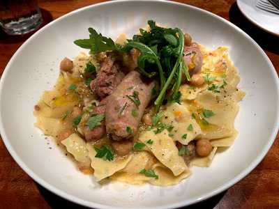 イタリアンバル ポルテラ