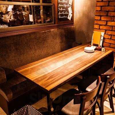 ベルサイユの豚 九段下