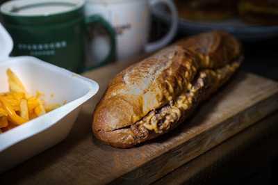 トヨダチーズステーキ