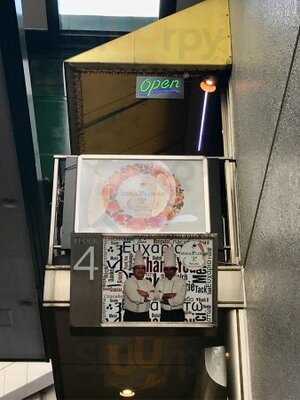 ミラフローレス 渋谷スペイン坂店