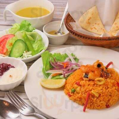 ミラフローレス 渋谷スペイン坂店