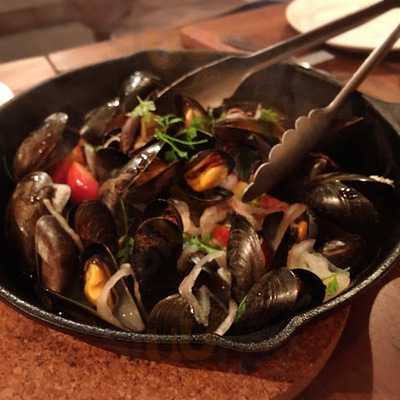 ビストロフェーブ