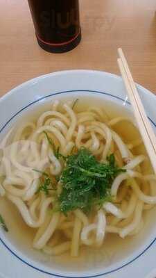 つるまるうどん 新宿南店