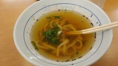 つるまるうどん 新宿南店