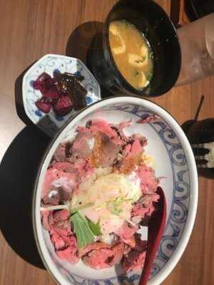 Hal Yamashita 大手町 ラウンジ