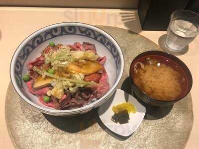 Hal Yamashita 大手町 ラウンジ