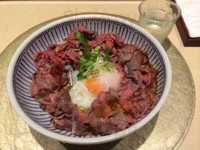 Hal Yamashita 大手町 ラウンジ