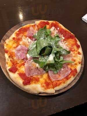 Trattoria & Bar Rebecca