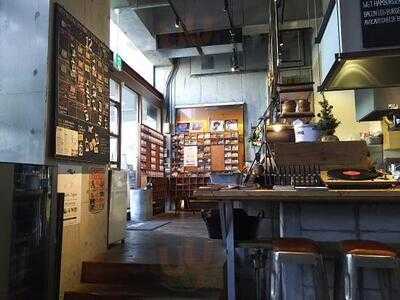 Weekend Garage Tokyo