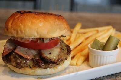 Weekend Garage Tokyo