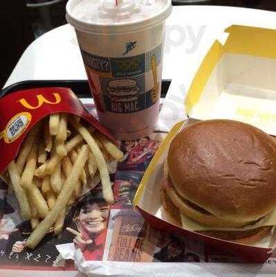 マクドナルド 初台店